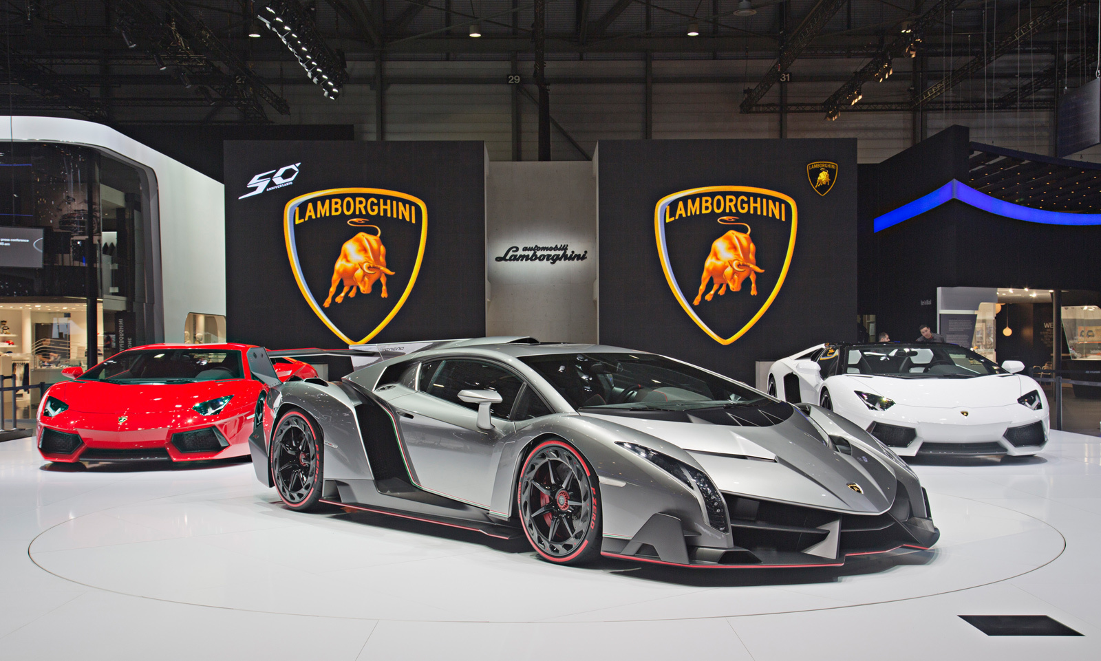 Суперкар Lamborghini Veneno громко заявил о себе — ДРАЙВ