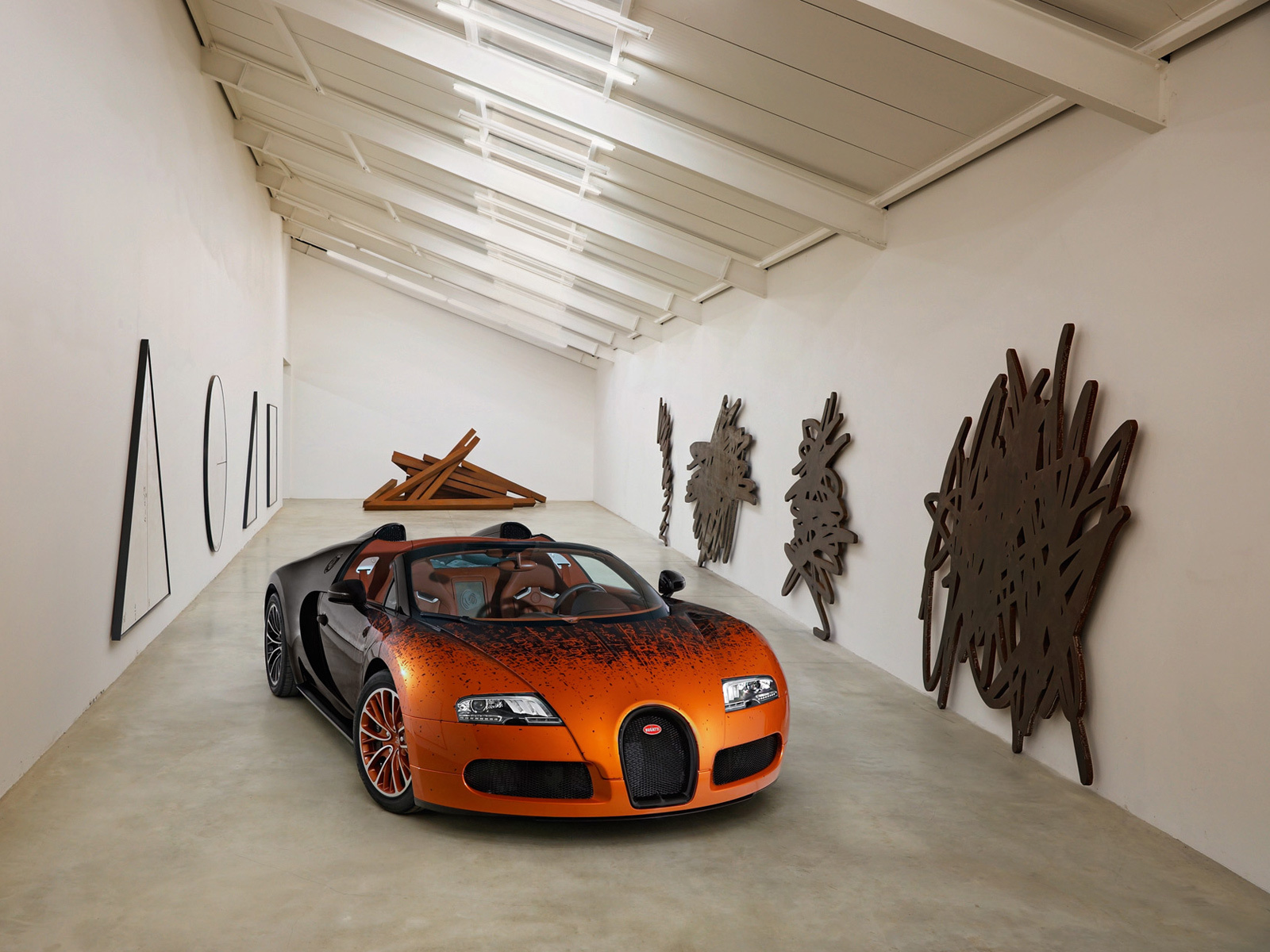 Суперкар Bugatti Veyron Grand Sport расписался в любви к науке — ДРАЙВ