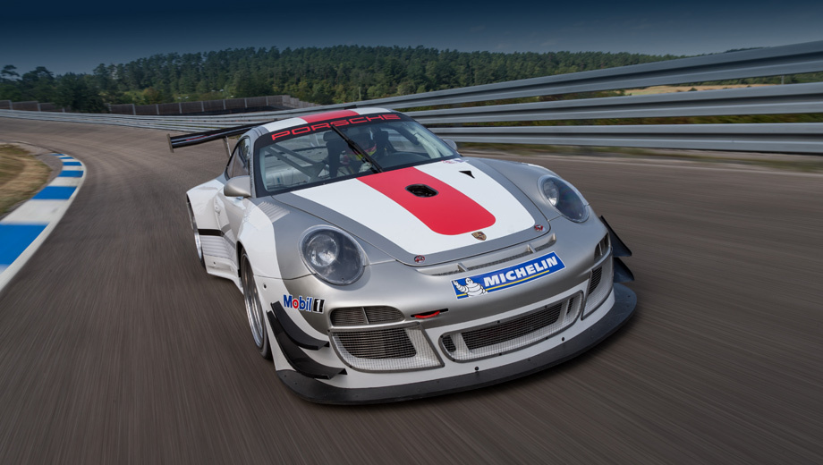 Porsche 911 gt3 r,Porsche 911. Текущая модель 911 GT3 R была впервые представлена осенью 2009 года и попала в производство в 2010 году, а в 2011-м была модернизирована. Теперь поспели новые доработки.