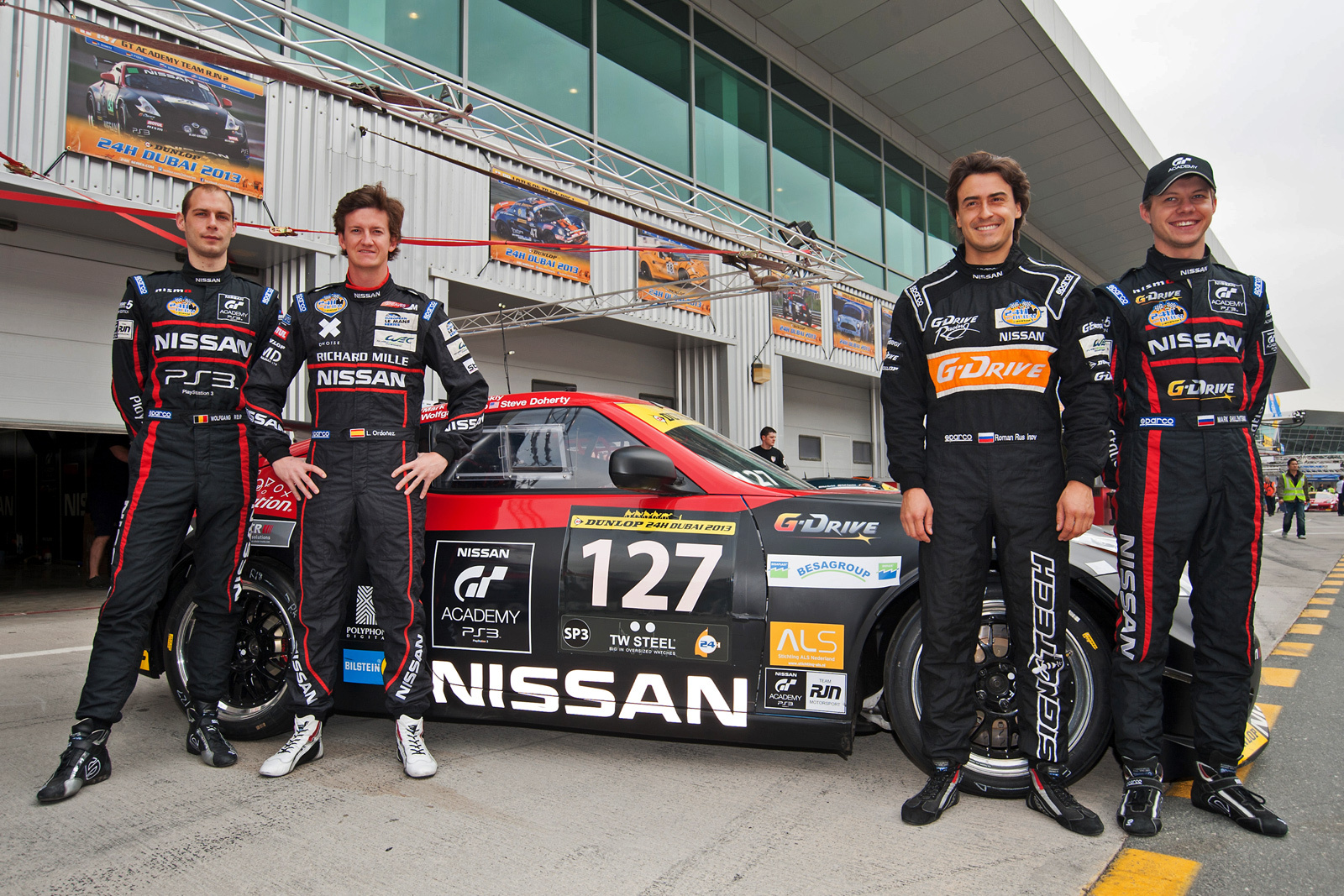 Следим за становлением гонщиков в проекте Nissan GT Academy — ДРАЙВ