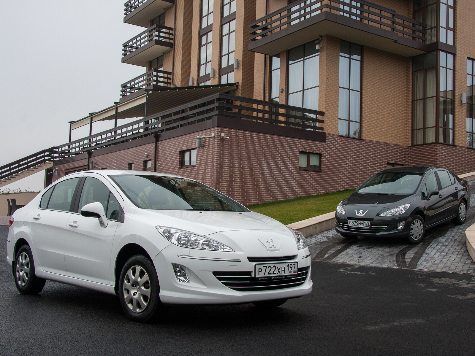 Вживаемся в шкуру владельца седана Peugeot 408 — ДРАЙВ