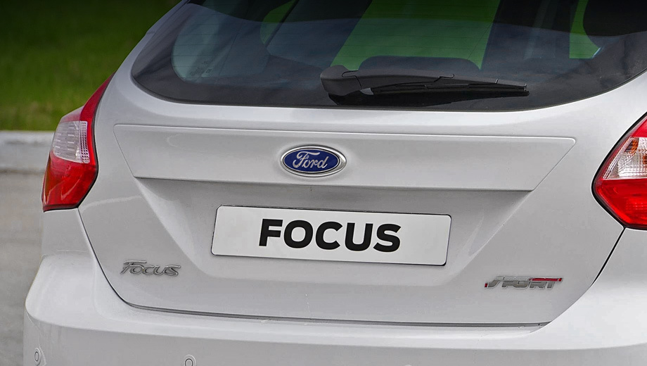 Ford focus. Опознать автомобили в исполнении Sport Limited можно будет по шильдику на корме.