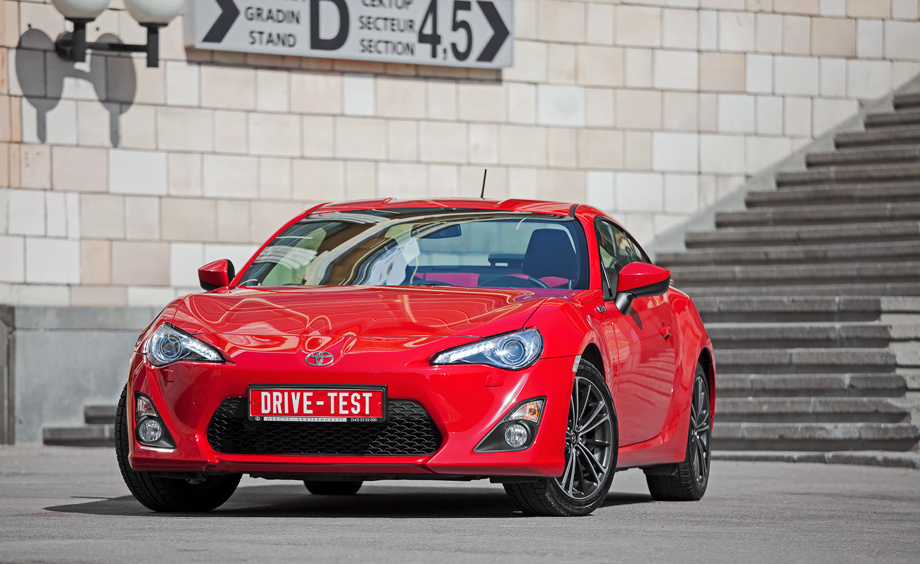 Субару похожая на gt86