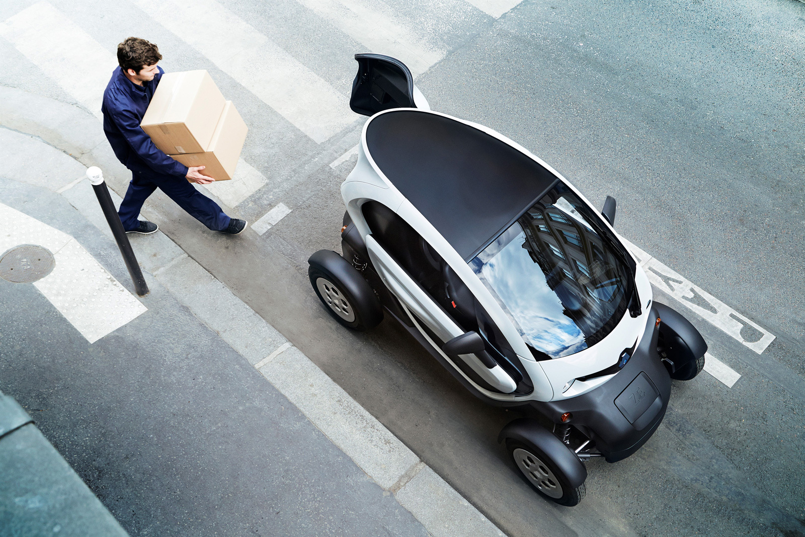 Французы выпустили электрокар Renault Twizy Cargo — ДРАЙВ