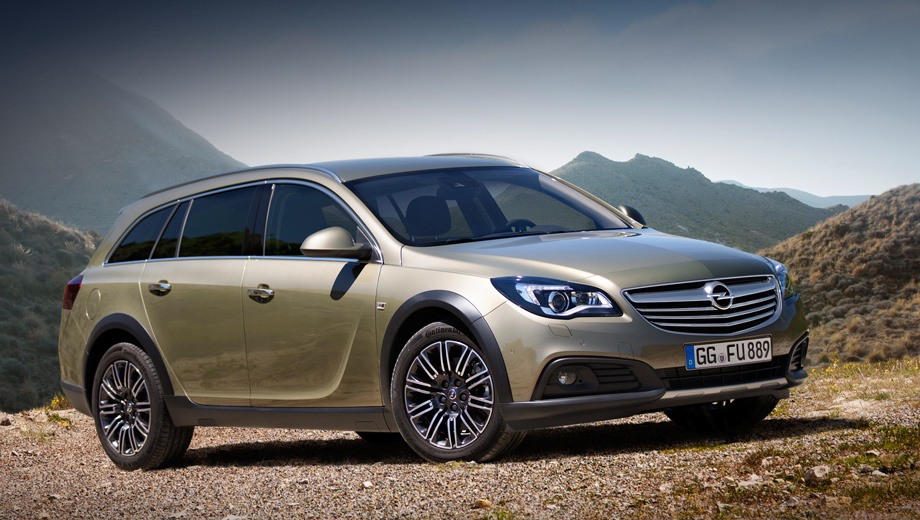 Opel insignia,Opel insignia country tourer. В Опеле надеются выпуском практичного вседорожного универсала заинтересовать новых покупателей.