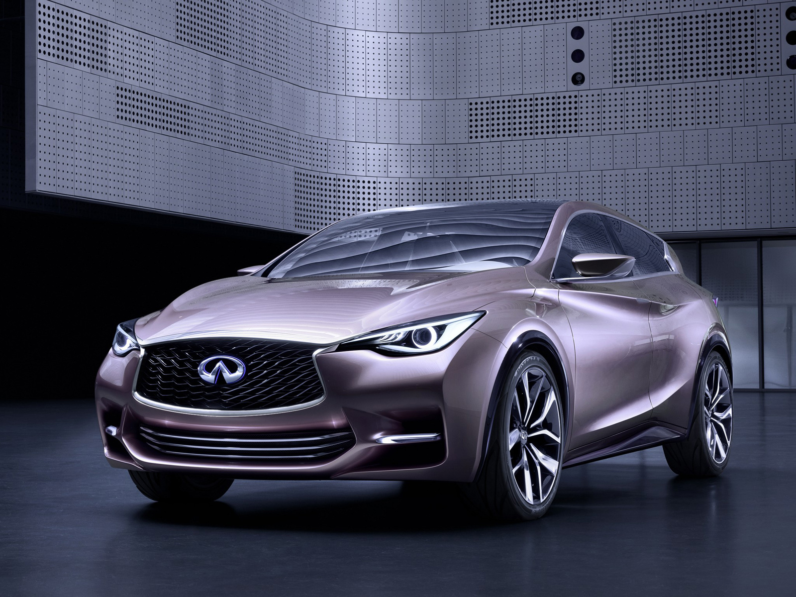 Шеф Ниссана проговорился о паркетнике Infiniti QX30 — ДРАЙВ