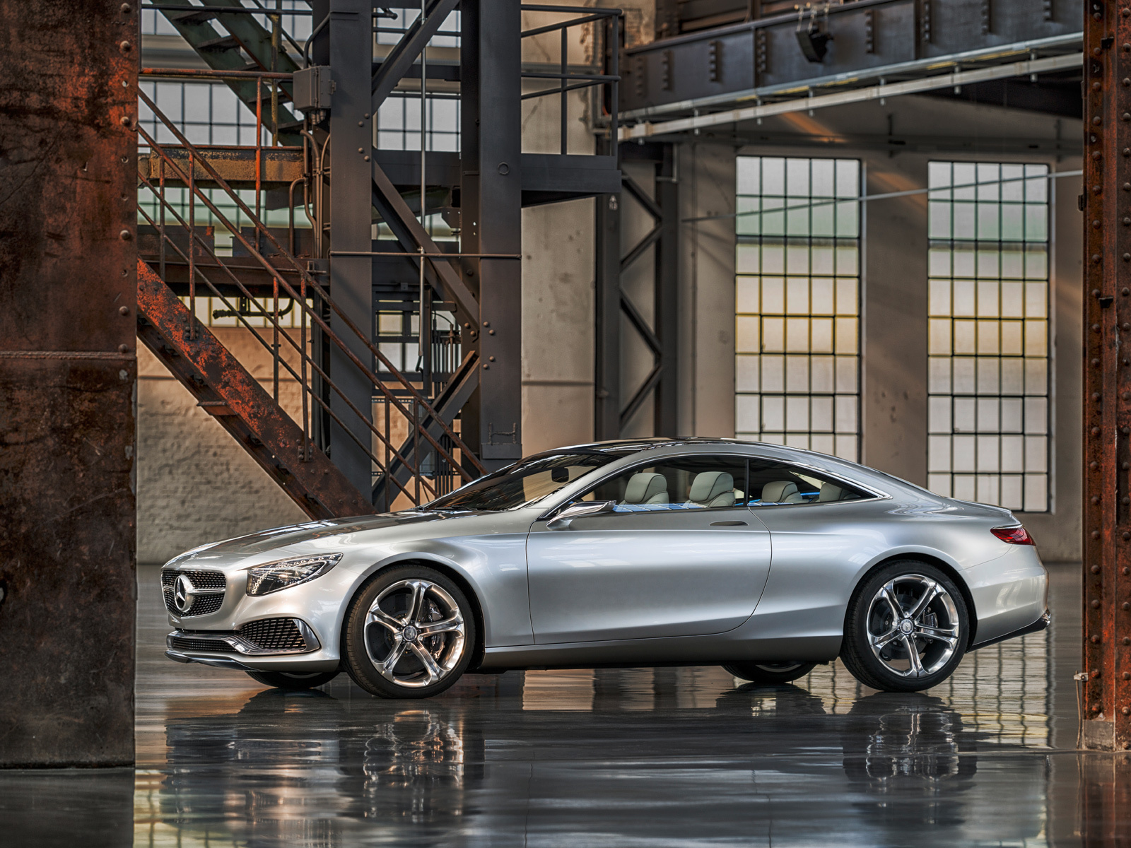 Двухдверка Mercedes S-Class Coupe поиграет на людских эмоциях — ДРАЙВ