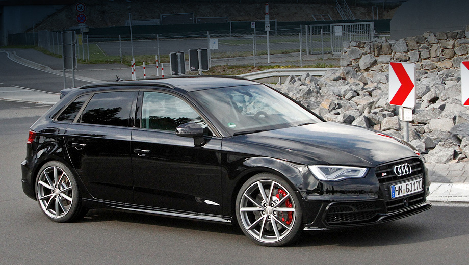 Audi rs3. На рынок новое поколение Audi RS3 должно попасть весной 2014 года. Автомобиль будет предлагаться как в трёх-, так и в пятидверном исполнении.