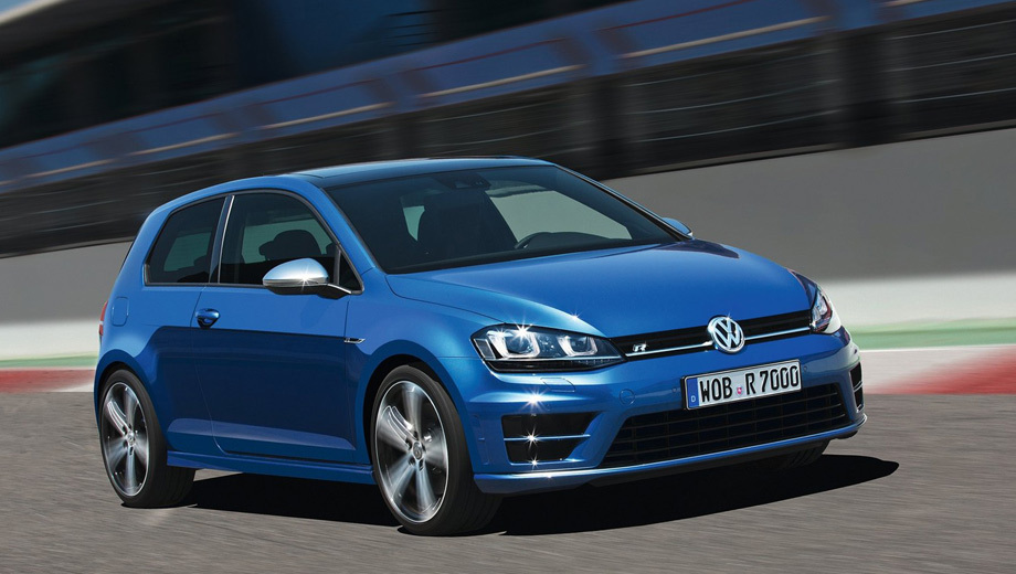 Volkswagen golf,Volkswagen golf r. Полноприводная трёхдверка может развивать скорость до 250 км/ч.