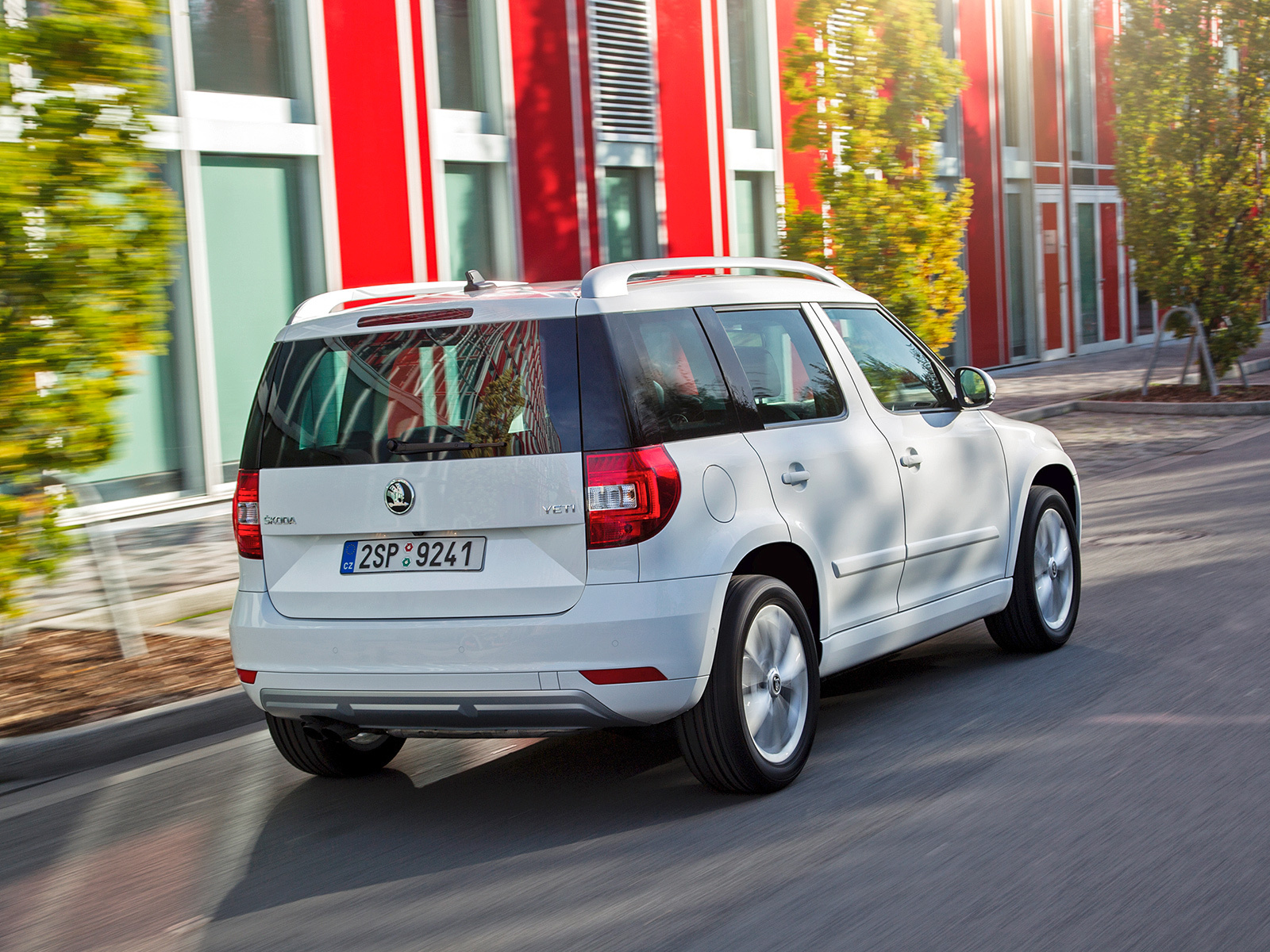 Встречаем кроссовер Skoda Yeti с новым лицом — ДРАЙВ