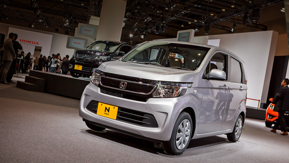 Honda n-wgn. Новинка была представлена на токийском автошоу и сегодня поступила в продажу на местном рынке.
