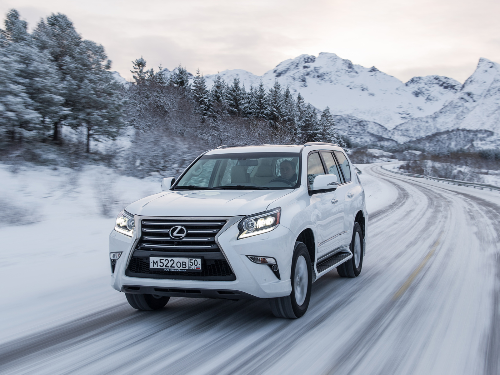 Пробираемся сквозь полярную ночь на внедорожнике Lexus GX — ДРАЙВ