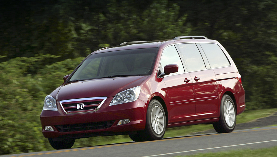 Honda odyssey. На сервис придётся заглянуть владельцам минивэнов Honda Odyssey, выпущенных в период с июня 2004 года по сентябрь 2010-го.
