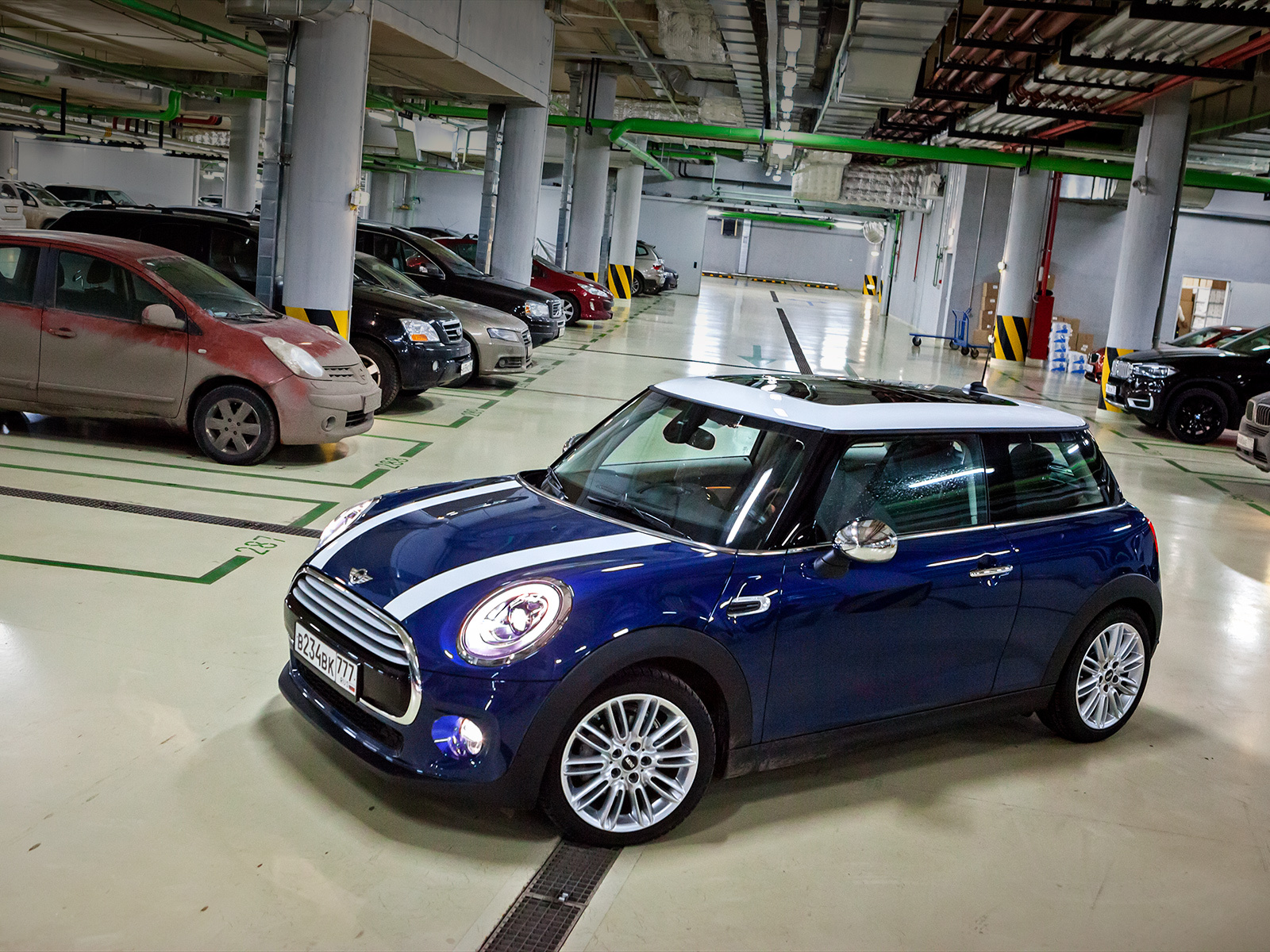 Заражаемся мини-вирусом от хэтчей Mini Cooper и Cooper S — ДРАЙВ