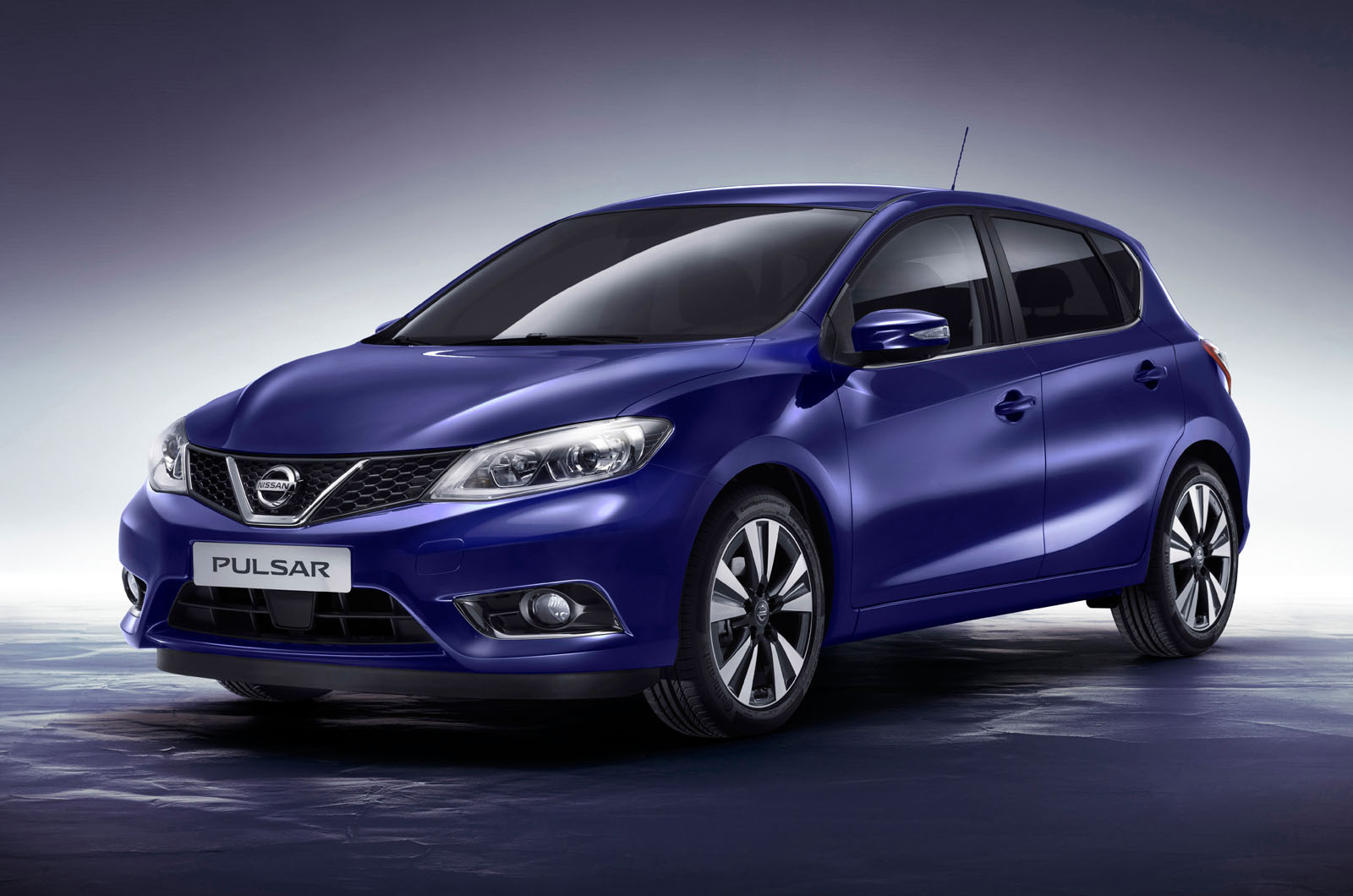 Хэтчбек Nissan Pulsar бросил вызов Гольфу и Фокусу — ДРАЙВ