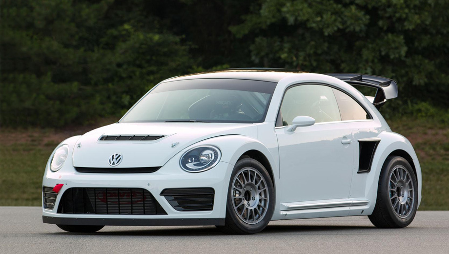 Volkswagen beetle. «Сейчас мы проводим насыщенную тестовую программу, чтобы подготовить новый Beetle к первым стартам, запланированным на эту осень», — заявил директор подразделения Volkswagen Motorsport Йост Капито.