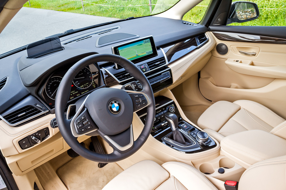 Х внутри. BMW m5 2014 inside. BMW i6 салон. BMW 427 салон. БМВ м9 внутри.