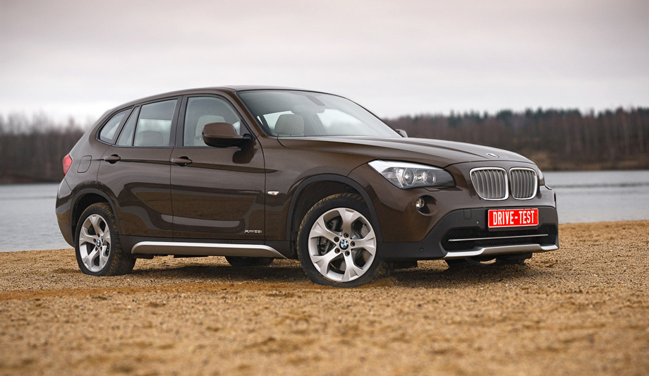 Икс 1 3 4. BMW x1 drive2. БМВ х1 полный привод. BMW x1 привод. БМВ Х 1 полный привод 2012 седан.