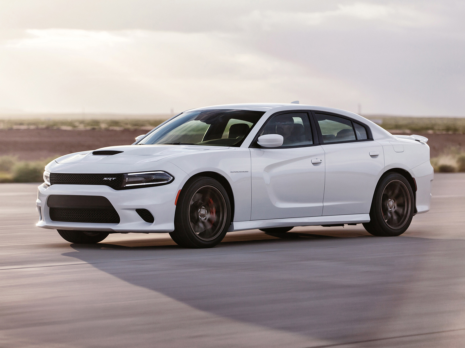 Новичок Dodge Charger SRT Hellcat стал мощнейшим седаном в мире — ДРАЙВ