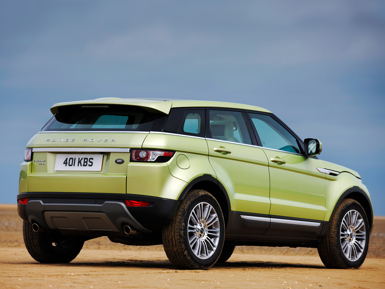 разбили стекло — Land Rover Range Rover Evoque, 2,2 л, 2012 года, другое