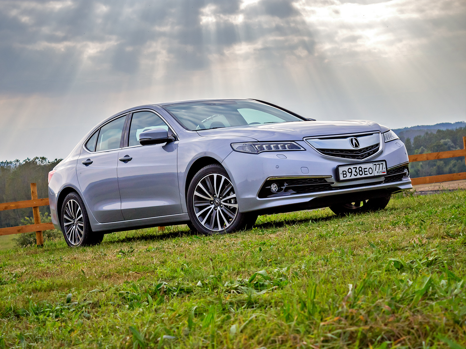 Выясняем, чего больше в седане Acura TLX: спорта или комфорта — ДРАЙВ