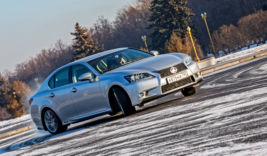 Lexus GS 450h Hybrid