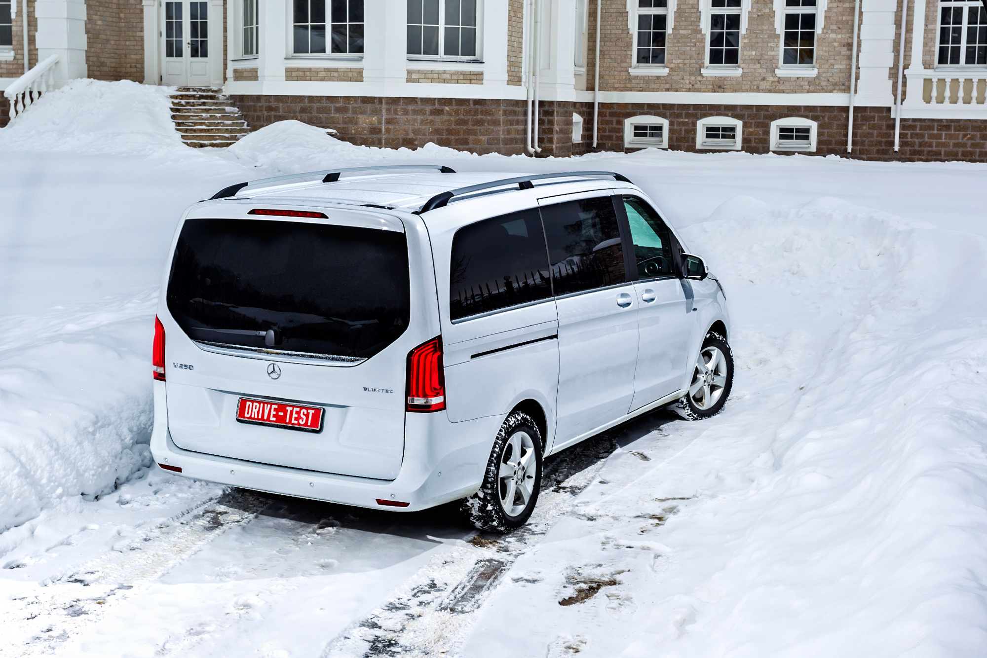 Пытаемся понять, кому адресован Mercedes V-класса — ДРАЙВ