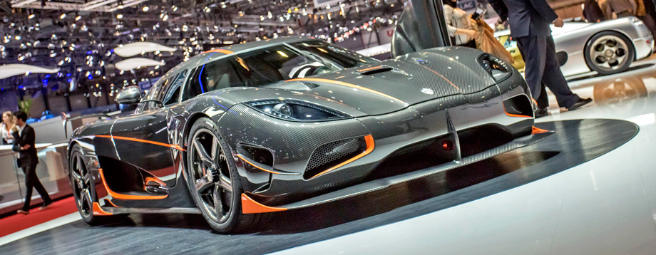            В Женеве также дебютировало купе Agera RS.
