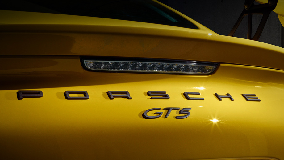Porsche 911,Porsche boxster,Porsche cayman. Представители компании Porsche в беседе с корреспондентами издания Autocar отказались отвечать на вопрос, зачем фирме понадобился индекс GT5.