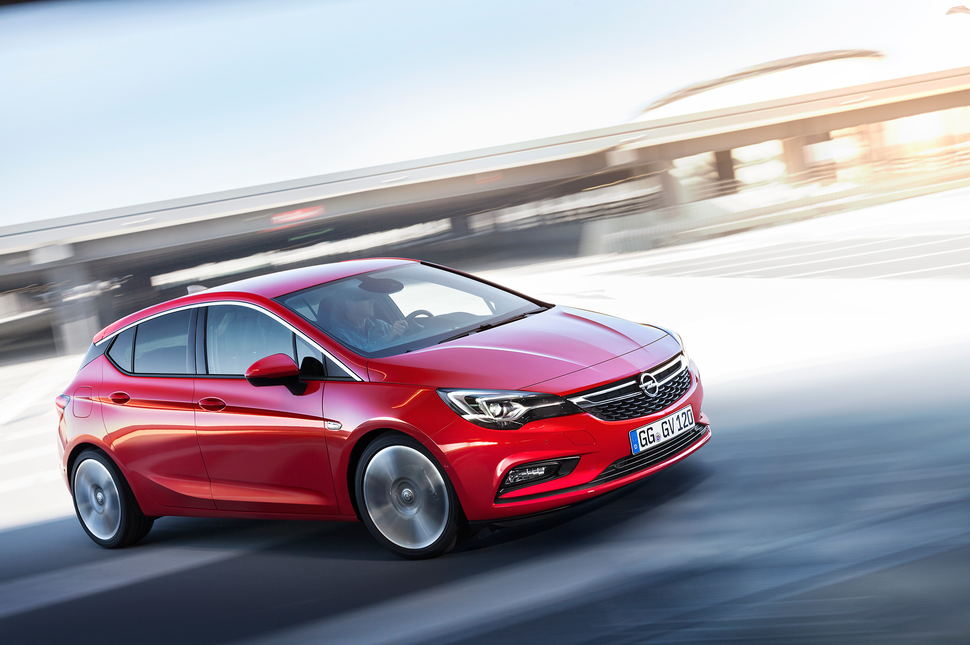 Хэтчбек Opel Astra сбросил 200 килограммов — ДРАЙВ