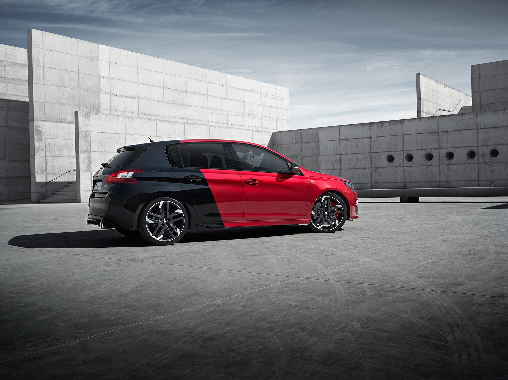 Peugeot 308 GTi 270: обзор, характеристики, цена - новинка в мире автомобилей