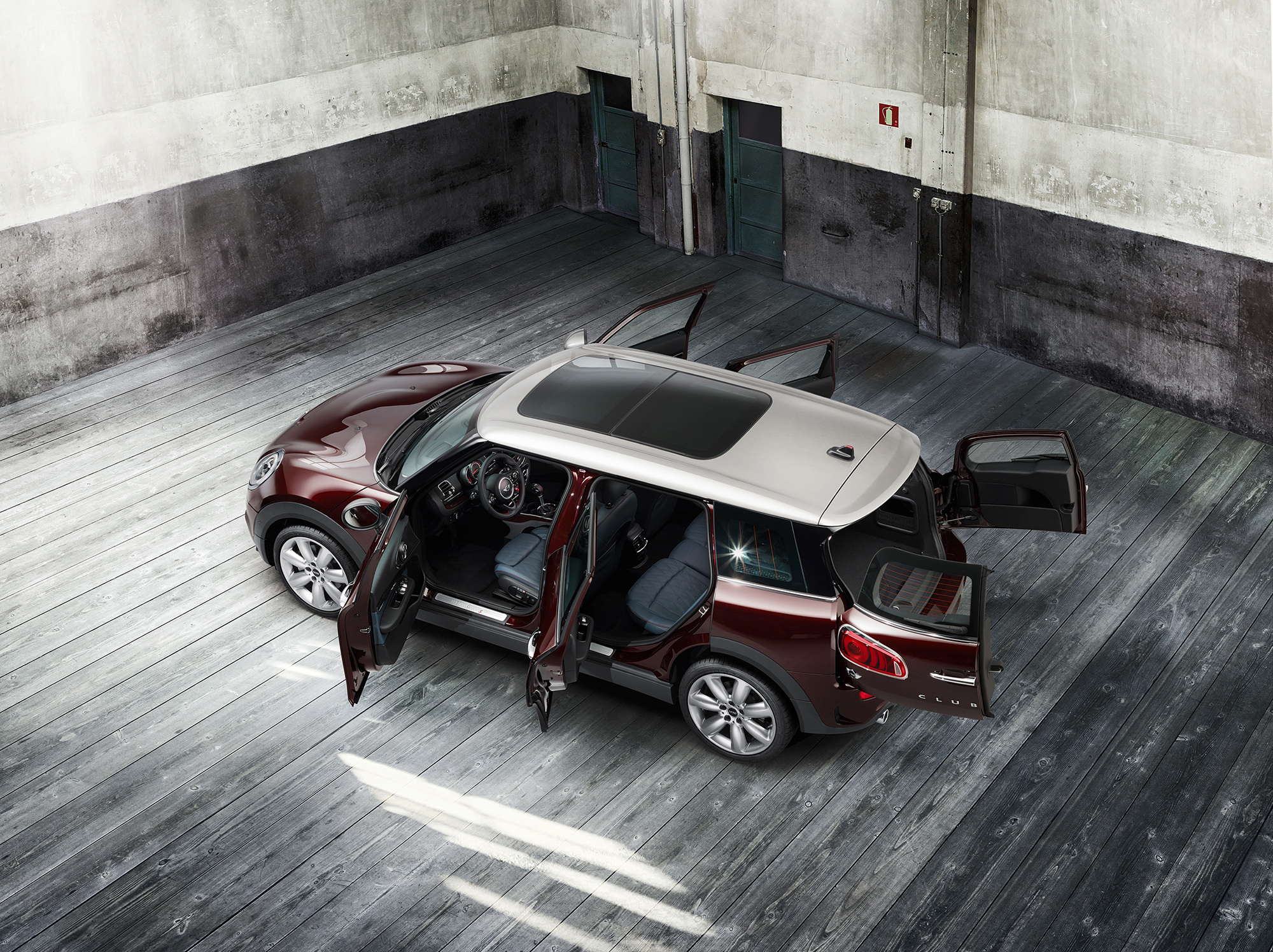 Второй» Mini Clubman лишился открывающейся против хода двери — ДРАЙВ