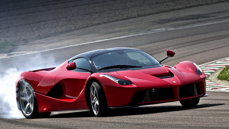 Ferrari laferrari. Под действие отзывной кампании попали гибридные суперкары, выпущенные с 15 мая 2014 года по 4 марта 2015-го.