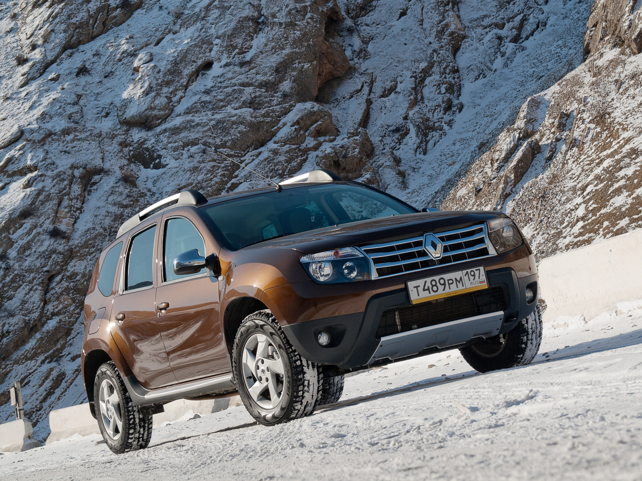 Утюжим узбекские дороги на кроссовере Renault Duster — ДРАЙВ