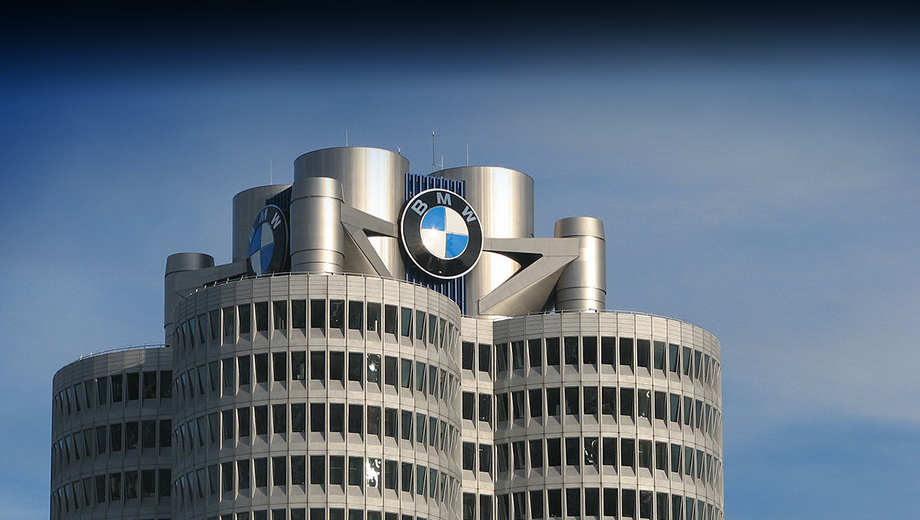 Bmw x3. Акции BMW после появления данной информации упали на Франкфуртской фондовой бирже на 7%.
