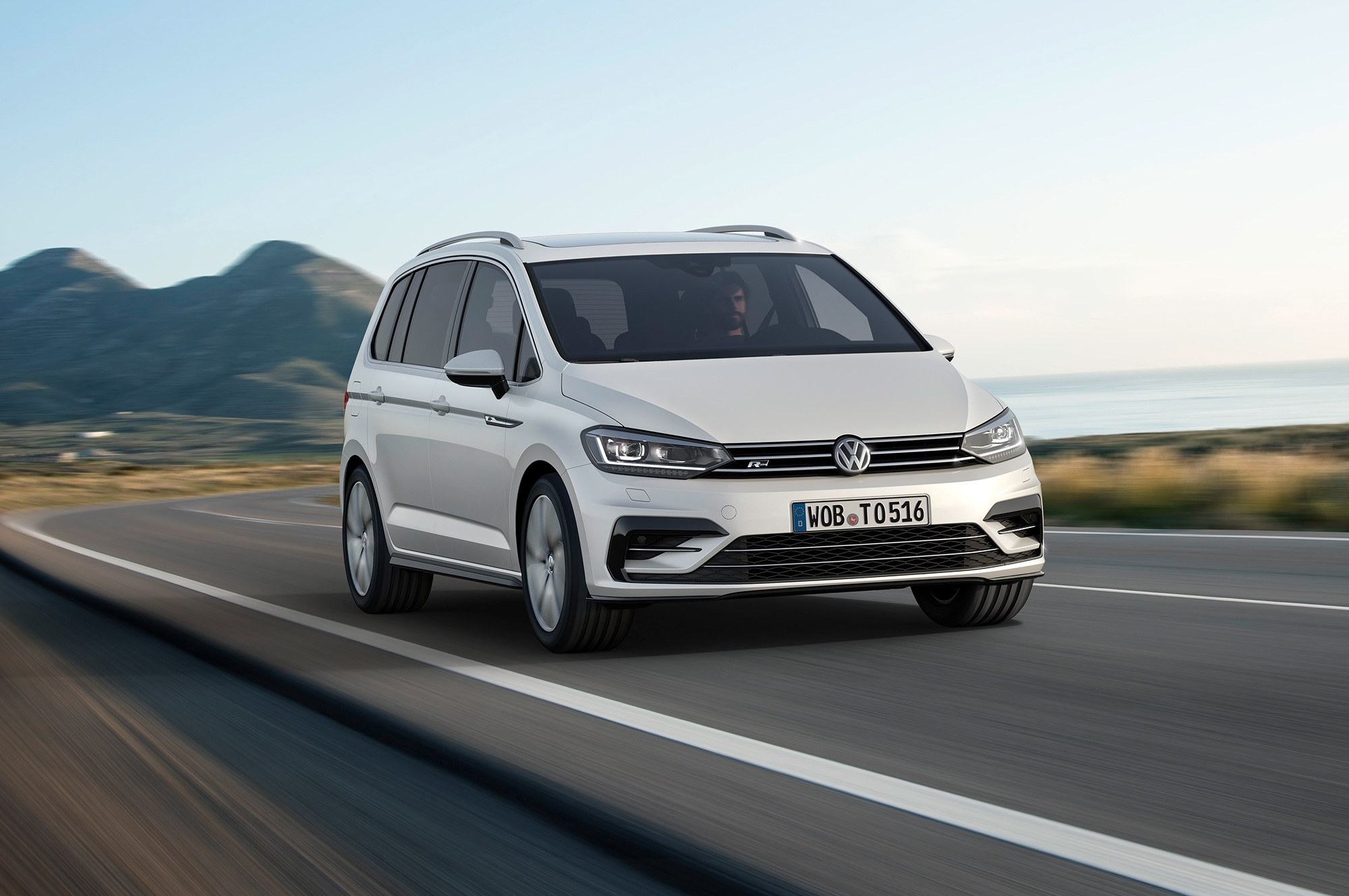 Для компактвэна Volkswagen Touran предложен спортпакет — ДРАЙВ