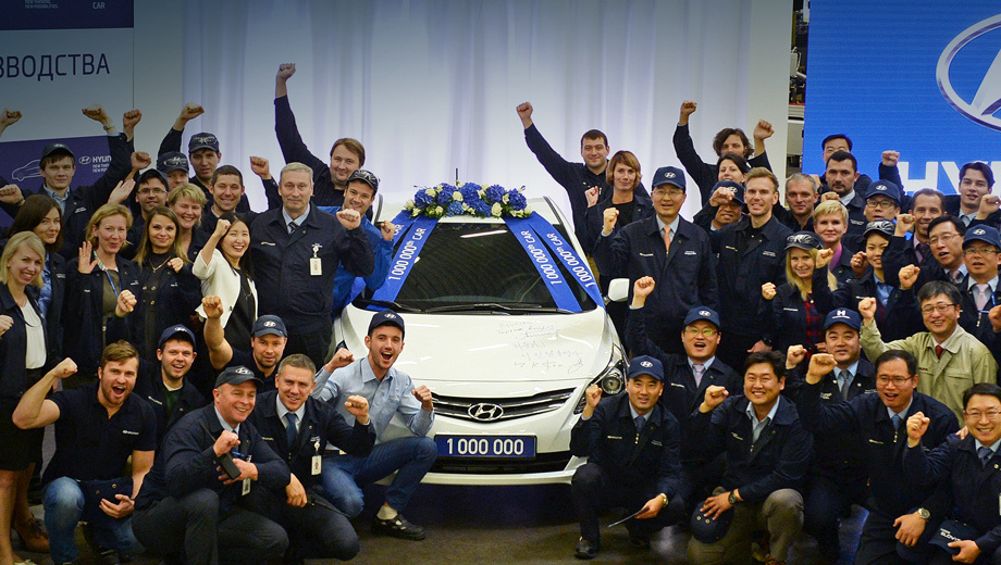 Hyundai solaris,Hyundai creta. Питерский завод выпускает модель Hyundai Solaris с 2010-го. В этом году корейцы планируют реализовать 115 тысяч Солярисов, на уровне показателей 2014-го.