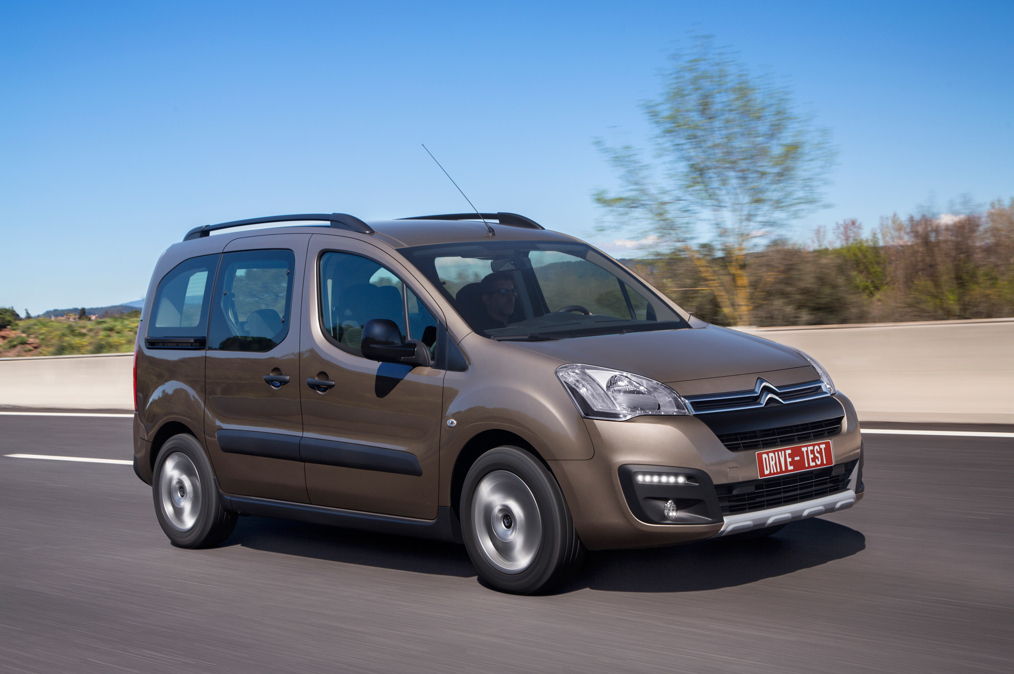 Сомневаемся в семейственности «каблучка» Citroen Berlingo — ДРАЙВ