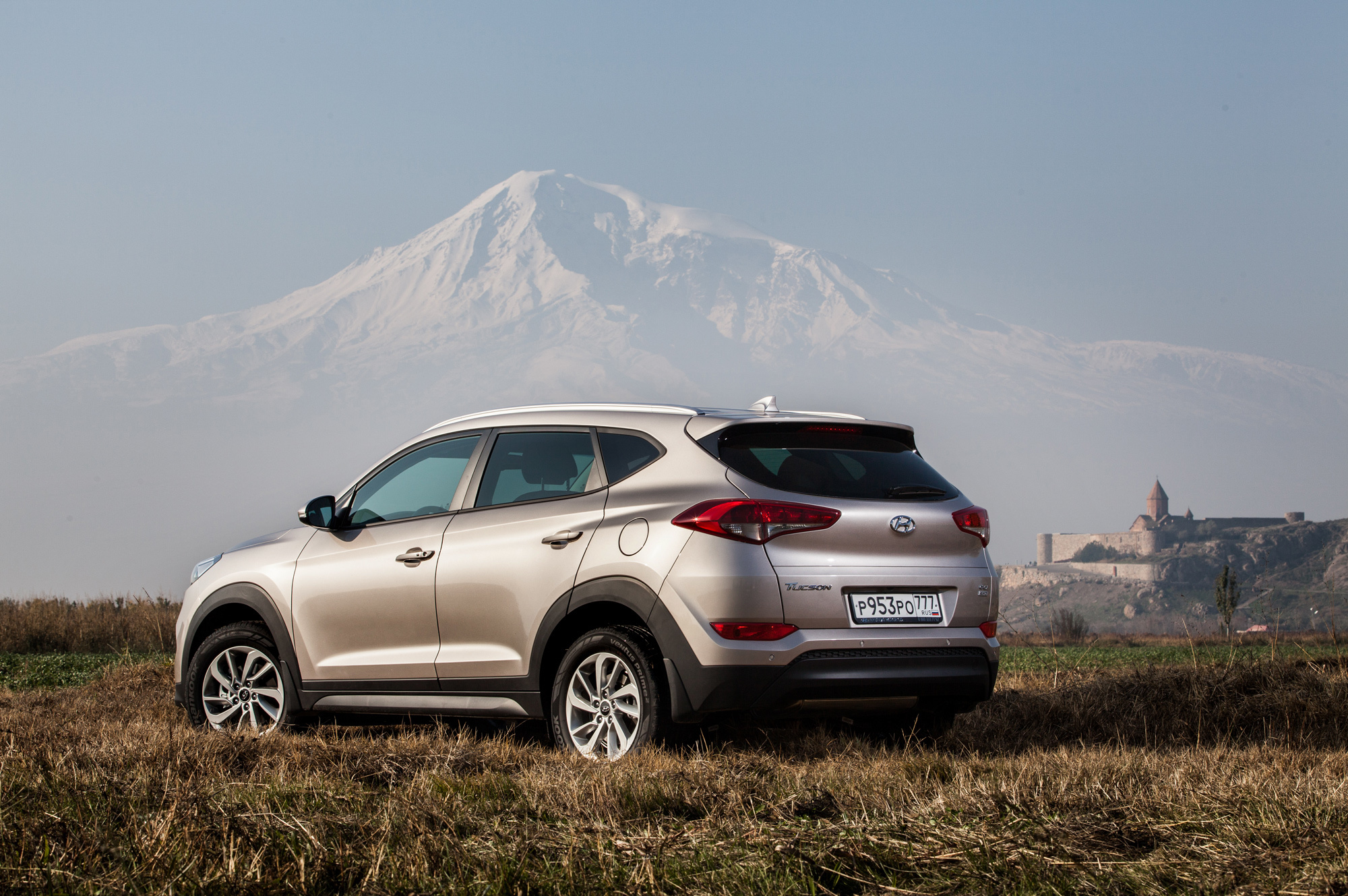 Почему хендай туссан. Хундай паркетник с Казахстана. Hyundai Турция кроссовер. Хендэ Туссан СТС.