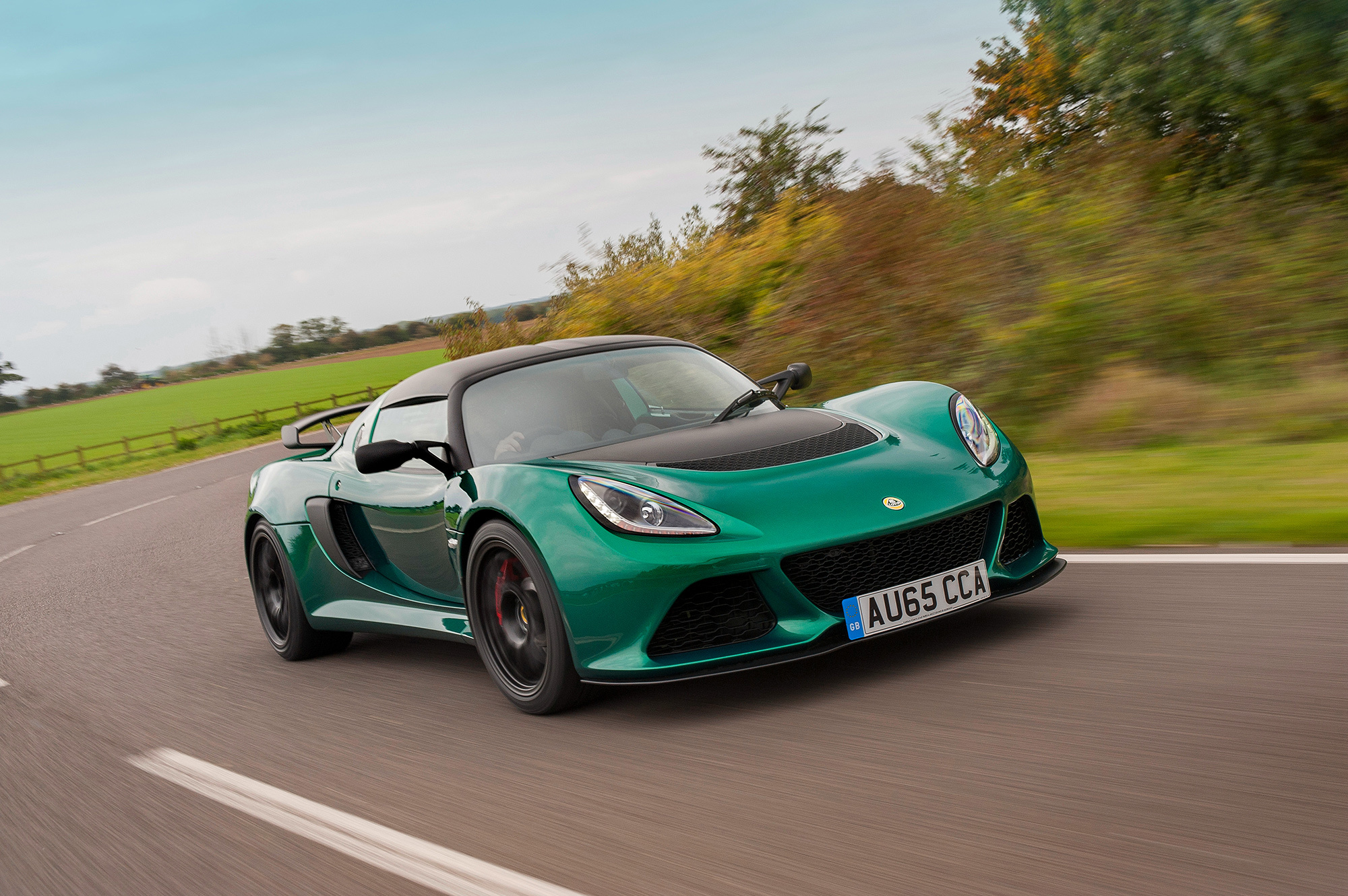 Купе Lotus Exige Sport 350 получилось легче «эски» — ДРАЙВ