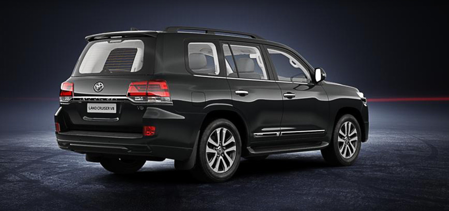 Крузер 300 характеристики. Toyota Land Cruiser 300. Land Cruiser 300 зад. Toyota Land Cruiser 300 Lux. Land Cruiser 300 Blue.