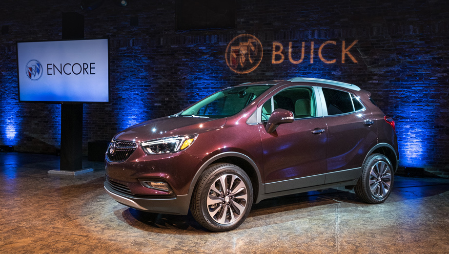 Buick encore. Модель Encore оказалась самым продаваемым Бьюиком в Северной Америке в 2015 году (почти треть продаж марки). Так что рестайлинг был делом ответственным.