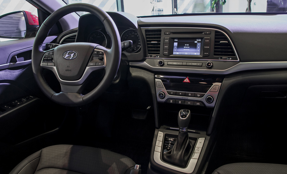 Hyundai elantra 2016 фото салона