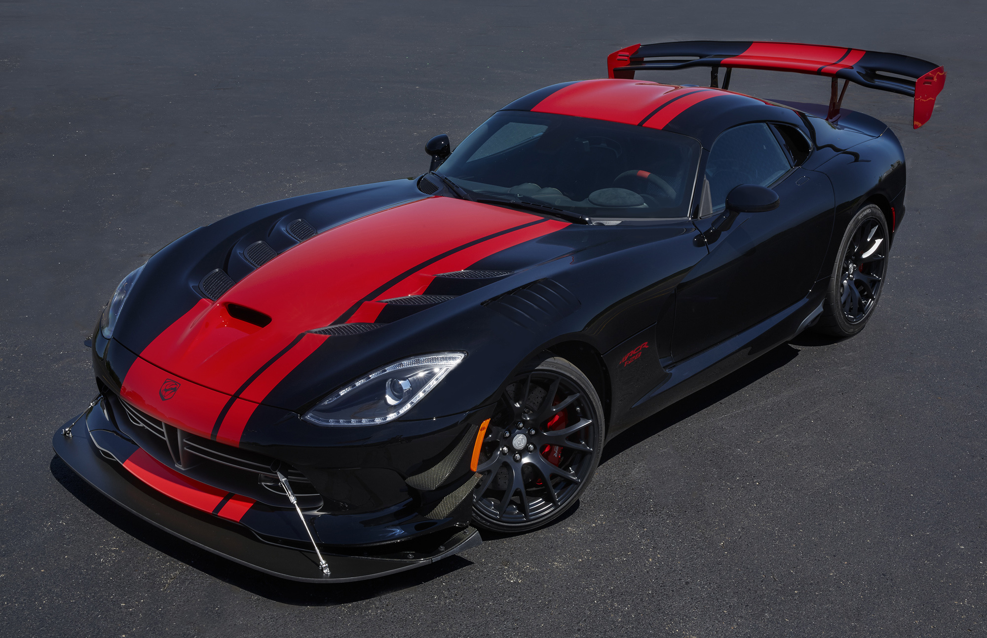 Юбилейные купе Dodge Viper разошлись в мгновение ока — ДРАЙВ