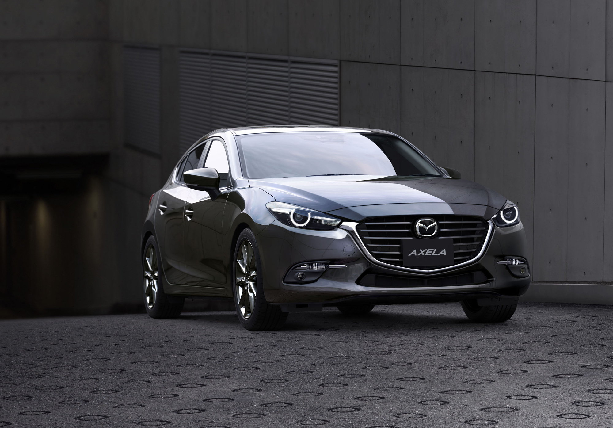 Семейство Mazda Axela получило несколько экзотических систем — ДРАЙВ