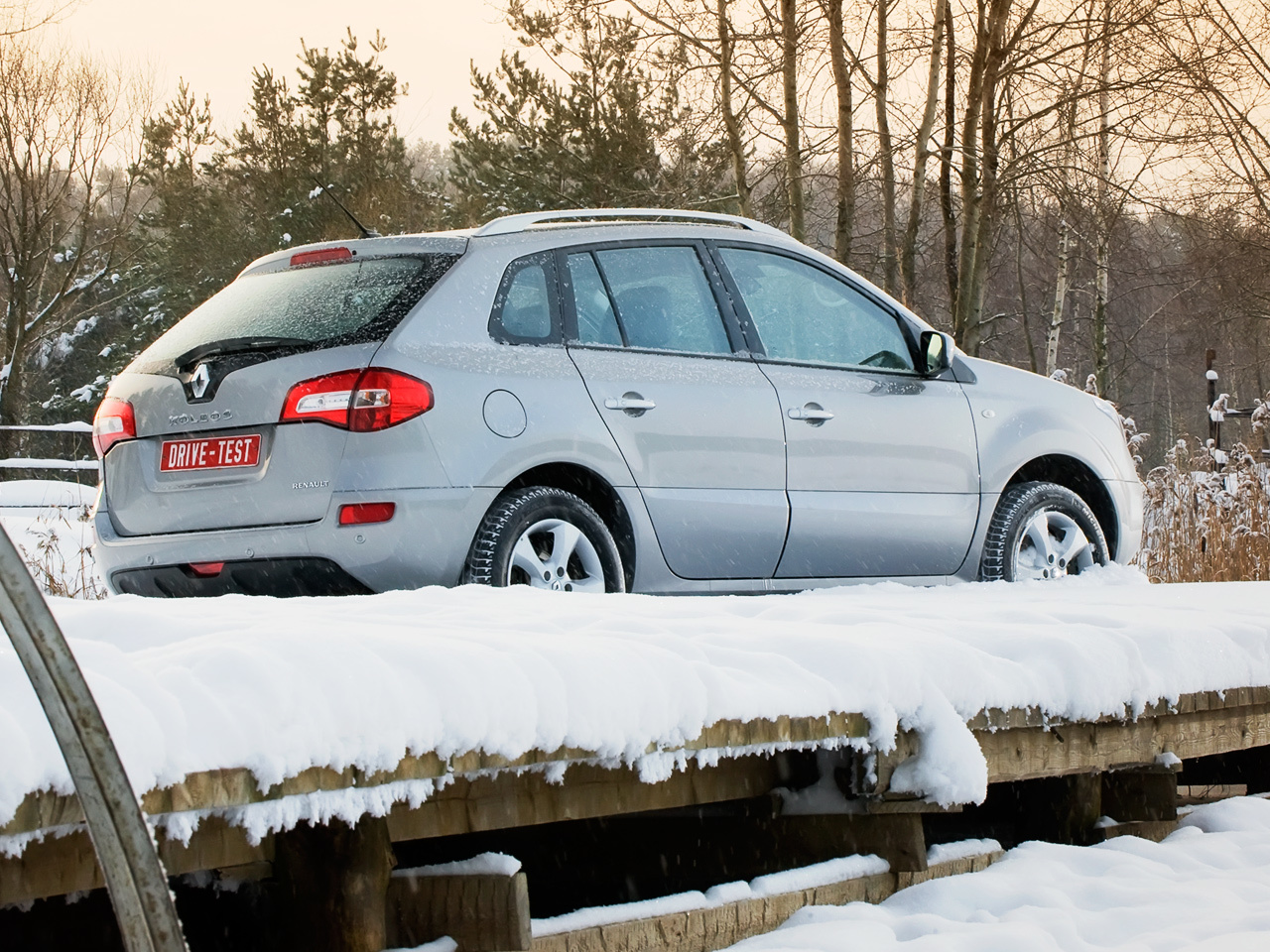 Ищем в снегу то, чем понравится Renault Koleos — ДРАЙВ