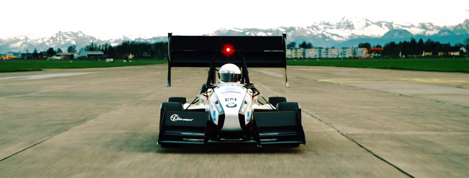 Напомним заодно абсолютный рекорд ускорения для электромобилей — 0−100 км/ч за 1,513 с. Но, конечно, аппарат по имени <a href="/e/Bkd9gEAAAfM" class="c-link">Grimsel</a> никакого отношения к серийным машинам не имеет.