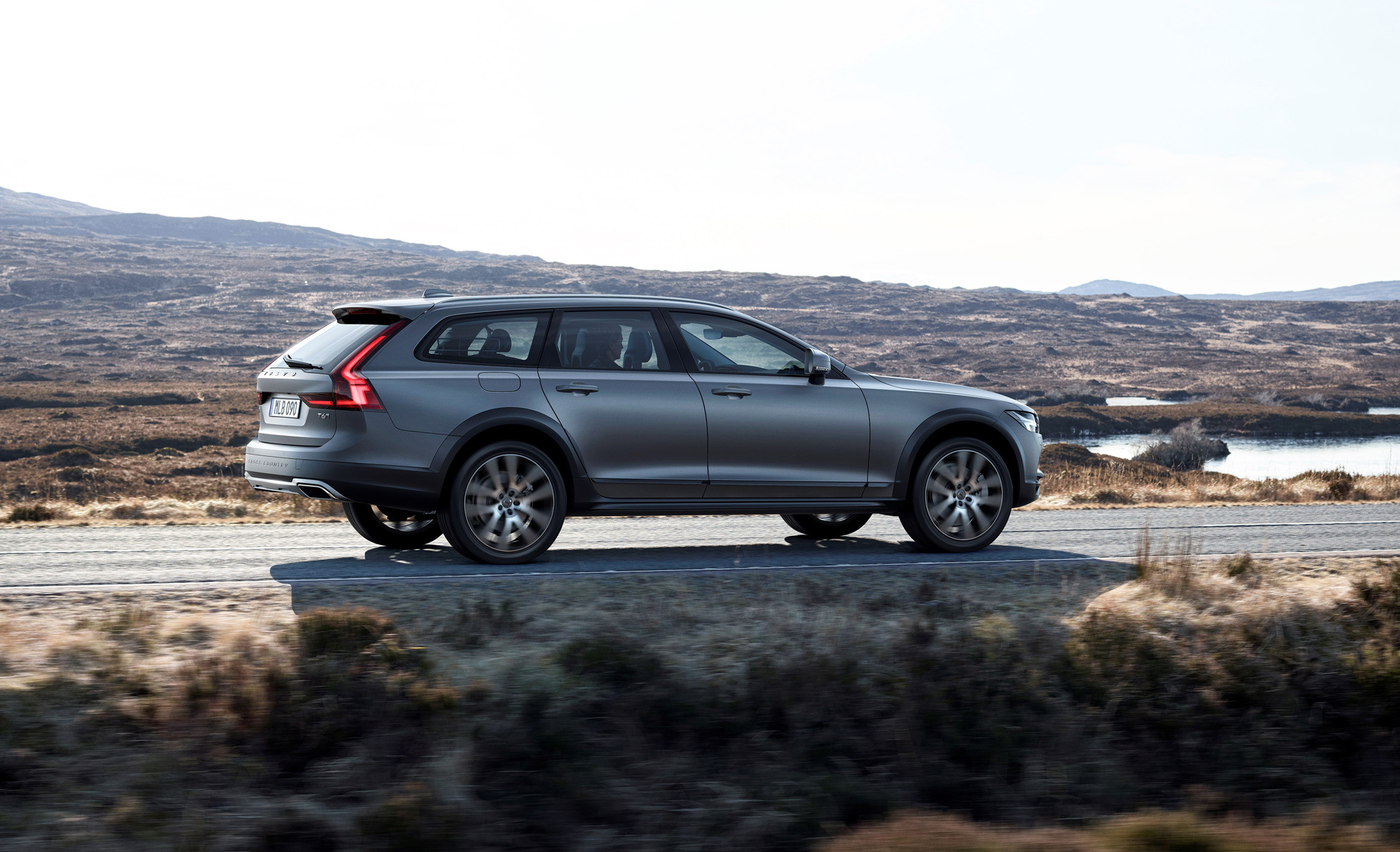 Универсал Volvo V90 Cross Country раскрыл свою начинку — ДРАЙВ