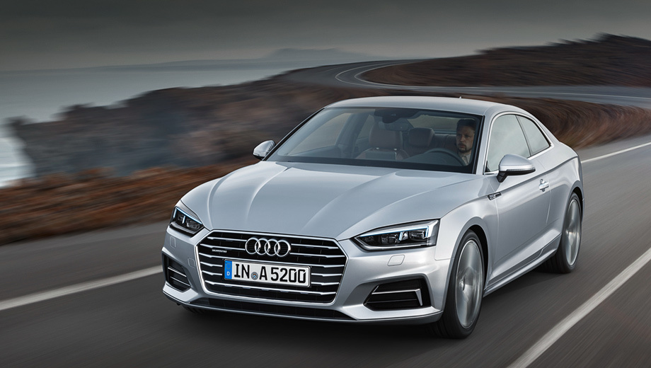 Audi a5. Купе Audi A5 будет предлагаться в трёх исполнениях: Comfort, Design и Sport. Первые машины клиенты получат в ноябре.