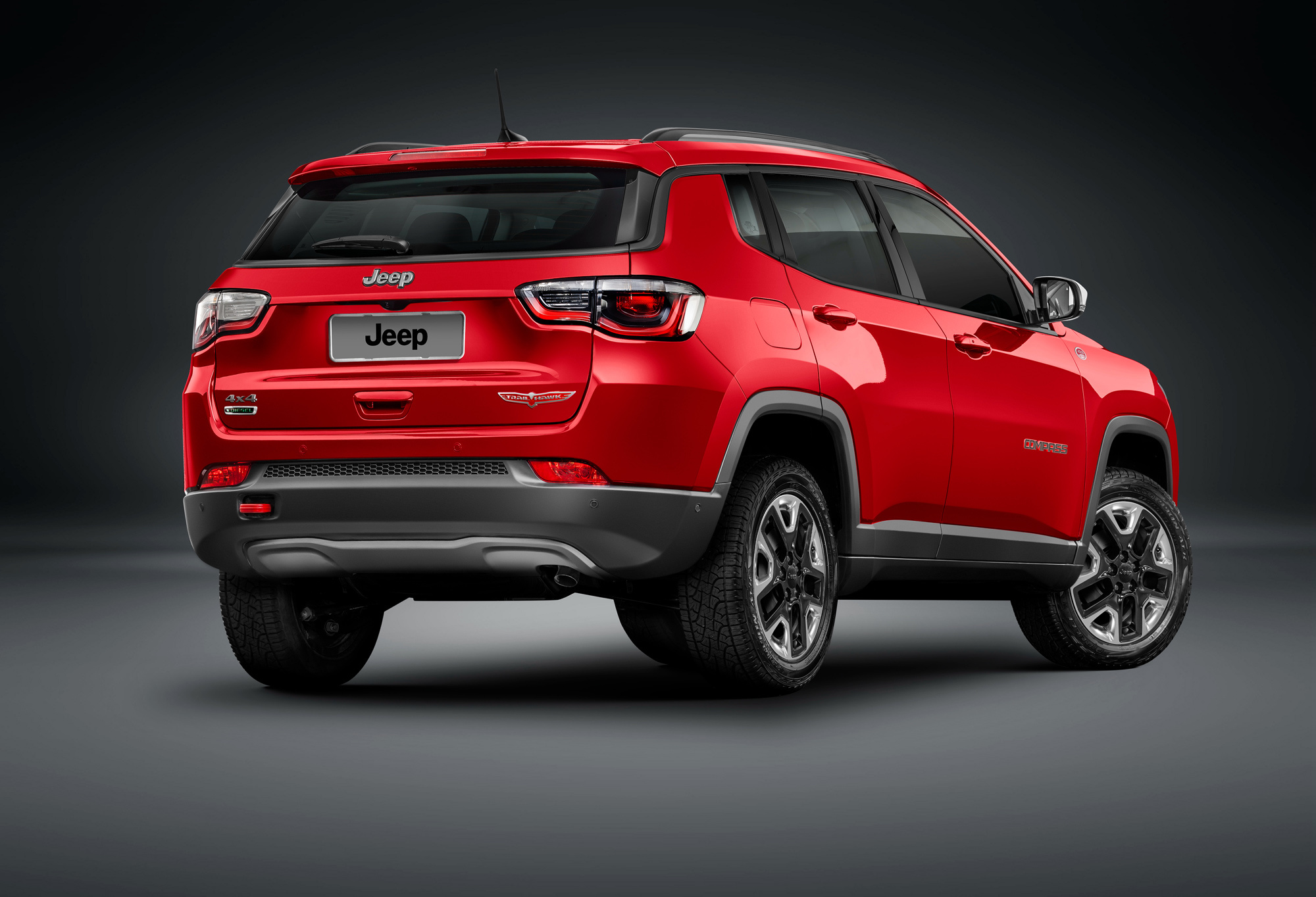 Кроссовер Jeep Compass явился старшим братом Ренегейда — ДРАЙВ